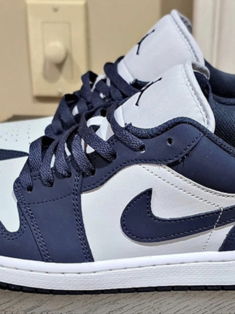 Air Jordan 1 Low-Sneakers in Obsidian & Grey Fog